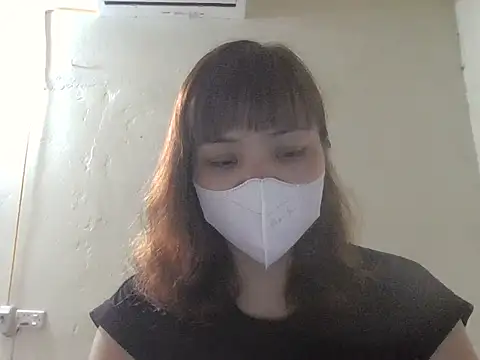 Angela-Eira online show from April 19, 2026, 1:05 am