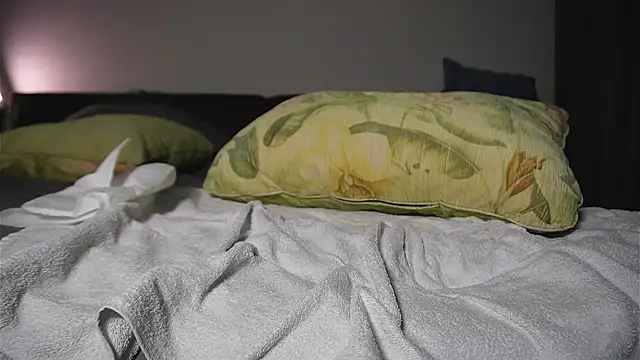 Snapshot of MazzyDoll chatting on January 20, 2025, 2:25 pm MazzyDoll online show from January 20, 2025, 2:25 pm