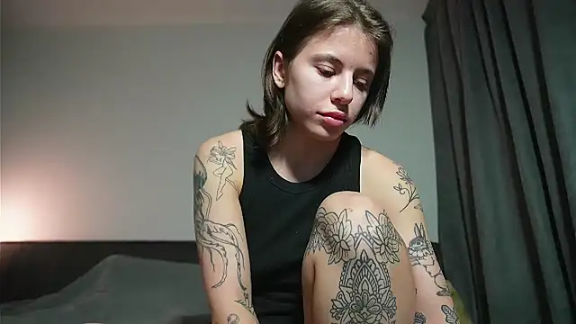 Snapshot of MazzyDoll chatting on March 1, 2025, 10:55 am MazzyDoll online show from March 1, 2025, 10:55 am