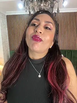 MonicaMoret online show from March 13, 2026, 12:45 pm