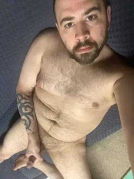 bighung1990 online show from October 26, 2025, 9:59 am