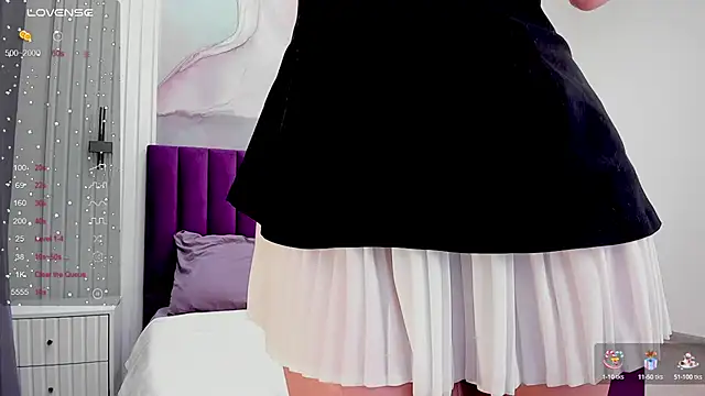Snapshot of Kelly_Cuutie chatting on January 28, 2025, 9:51 am Kelly Cuutie online show from January 28, 2025, 9:51 am