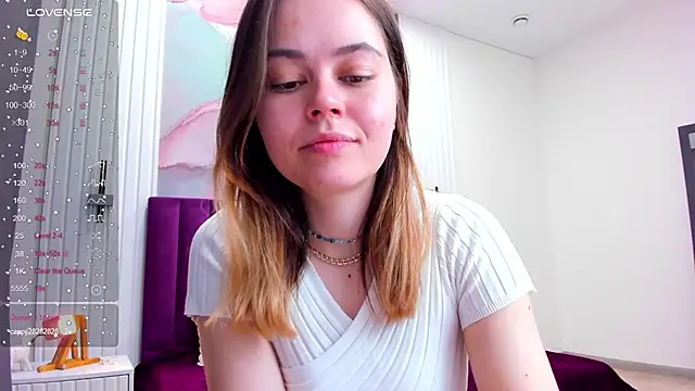 Snapshot of Kelly_Cuutie chatting on March 21, 2025, 12:50 pm Kelly Cuutie online show from March 21, 2025, 12:50 pm