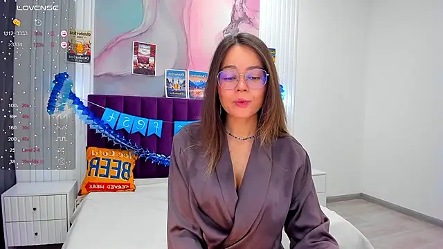 Snapshot of Kelly_Cuutie chatting on October 3, 2025, 1:02 am Kelly Cuutie online show from October 3, 2025, 1:02 am