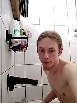 Snapshot of Dudetime chatting on March 10, 2025, 9:43 am Dudetime online show from March 10, 2025, 9:43 am