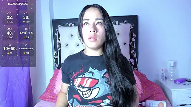 Veeronica Smith online show from January 27, 2025, 12:37 pm