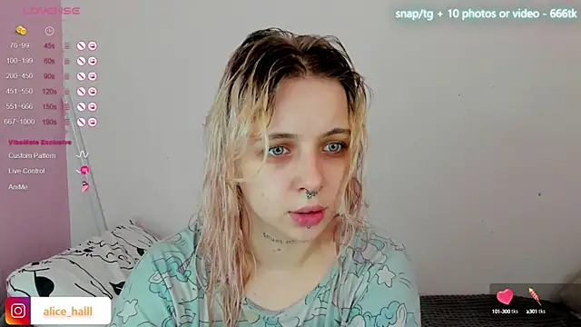 Alice Halle online show from February 19, 2025, 11:28 am