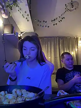 MashkaRay online show from February 2, 2025, 7:35 pm