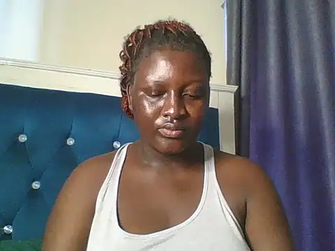 Snapshot of Heavy_ass chatting on July 9, 2026, 8:07 am Heavy ass online show from July 9, 2026, 8:07 am