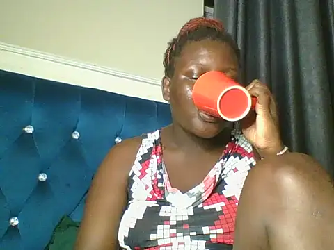Snapshot of Heavy_ass chatting on July 12, 2026, 12:01 am Heavy ass online show from July 12, 2026, 12:01 am