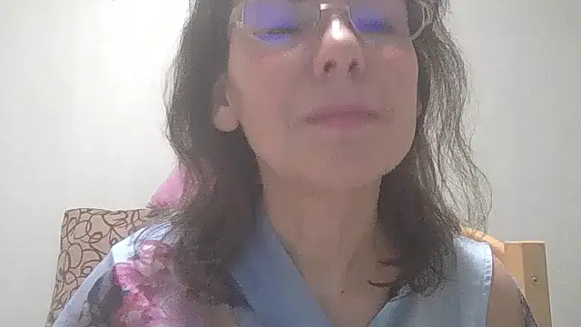 HollyJewel online show from January 27, 2025, 6:09 pm