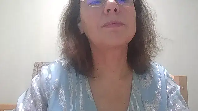 HollyJewel online show from November 13, 2025, 4:39 pm