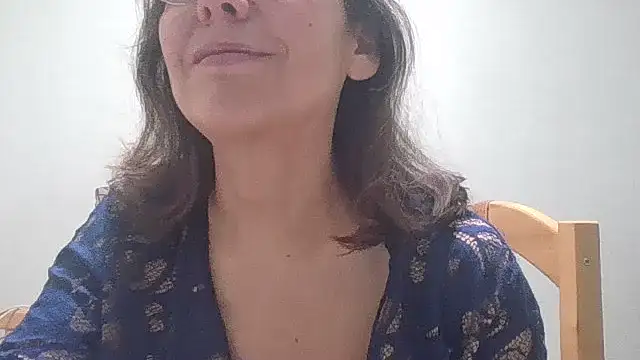 HollyJewel online show from March 22, 2026, 5:49 pm