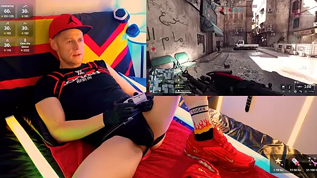 Fuc71 online show from October 21, 2025, 6:52 pm