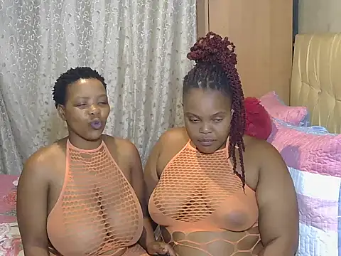 Xxxsluts online show from April 18, 2026, 8:09 pm