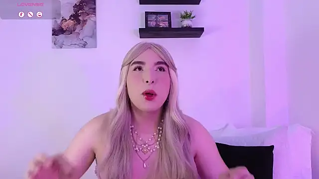 Snapshot of meloddysky chatting on February 3, 2025, 12:25 pm meloddysky online show from February 3, 2025, 12:25 pm