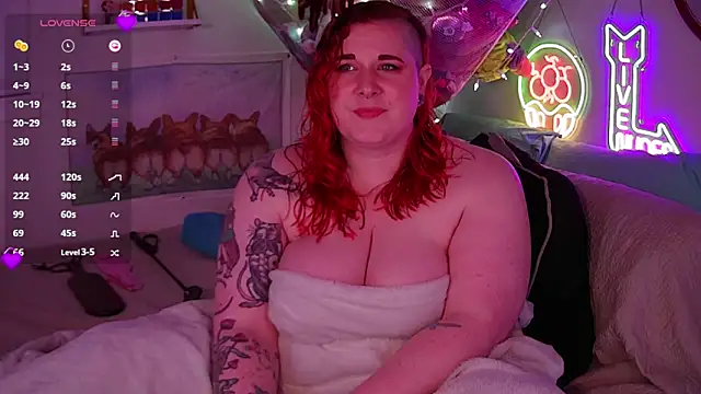 Snapshot of opalreigning chatting on November 3, 2025, 11:11 am opalreigning online show from November 3, 2025, 11:11 am