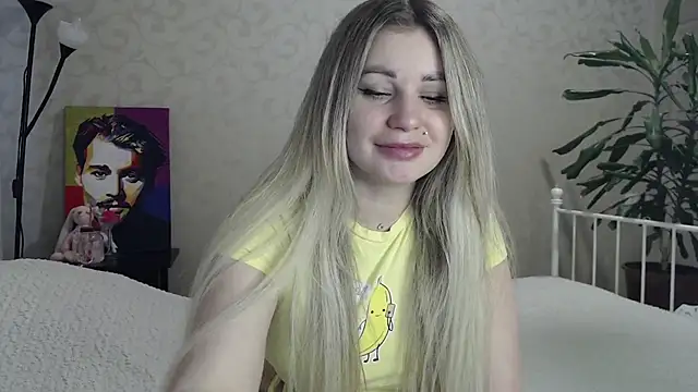 ShyEvaa online show from April 7, 2026, 11:21 am