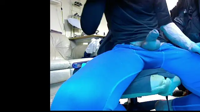 slendt94 online show from February 19, 2025, 12:44 pm