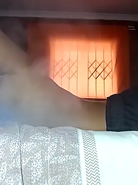 Snapshot of Curvature140i chatting on March 6, 2026, 9:28 am Curvature140i online show from March 6, 2026, 9:28 am