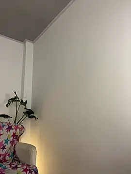 sophia goth online show from November 23, 2025, 10:53 pm