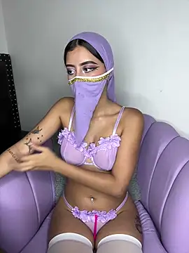 Snapshot of Dalia_asad chatting on December 17, 2024, 2:23 am Dalia asad online show from December 17, 2024, 2:23 am