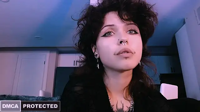 Snapshot of NaughtyLittleFox chatting on November 4, 2025, 5:17 am NaughtyLittleFox online show from November 4, 2025, 5:17 am