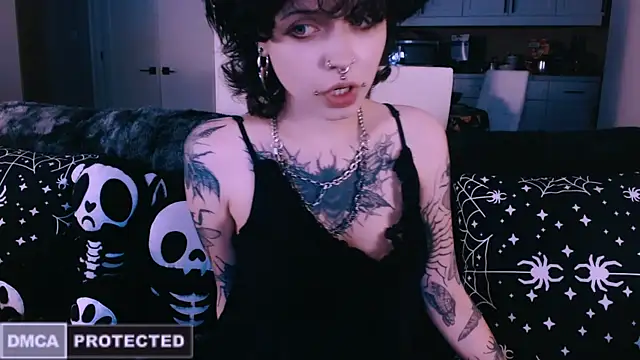 NaughtyLittleFox online show from March 8, 2026, 7:34 am