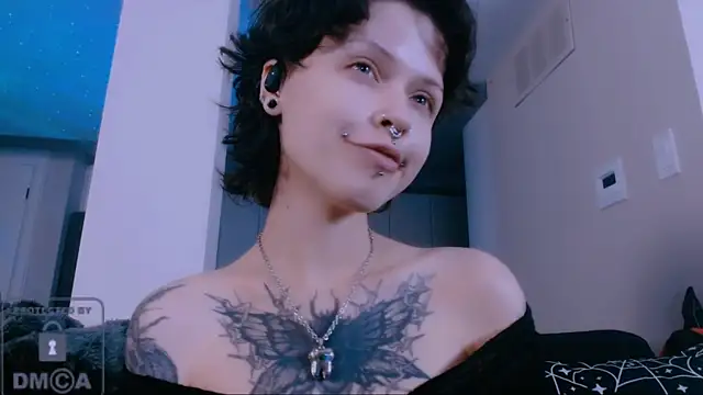 NaughtyLittleFox online show from July 28, 2026, 1:34 am