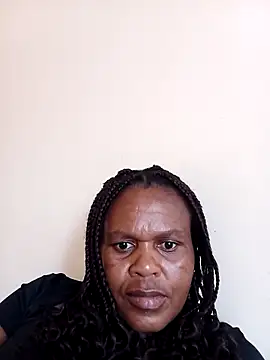 Suzy 7 online show from November 11, 2025, 10:15 am