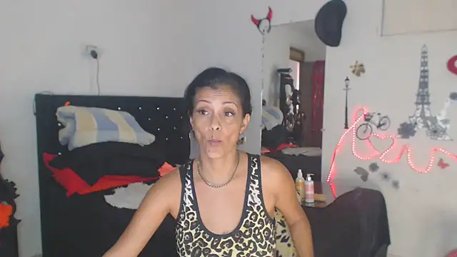 brigitht online show from November 5, 2025, 9:26 pm