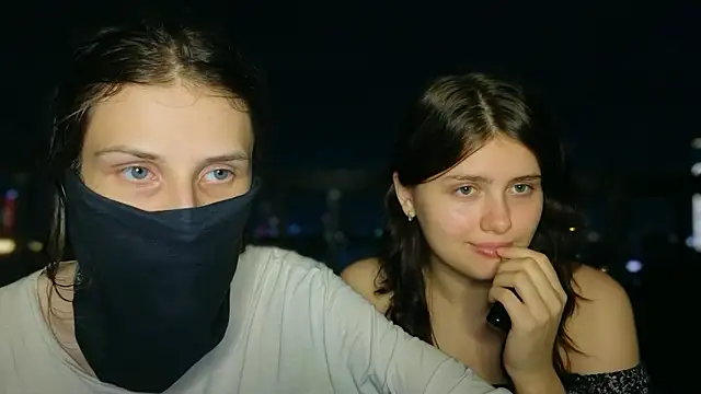 TimotheeChalawet online show from December 6, 2024, 3:22 pm