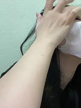 minmin2kk5 online show from January 11, 2025, 7:28 am