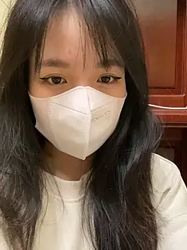 minmin2kk5 online show from February 7, 2025, 3:41 pm