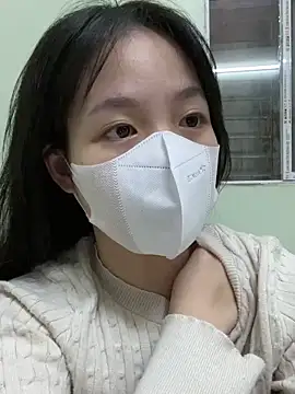 minmin2kk5 online show from February 28, 2025, 3:48 pm