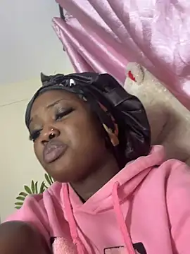 Snapshot of Queen_Arnah254 chatting on May 29, 2026, 9:35 pm Queen Arnah254 online show from May 29, 2026, 9:35 pm