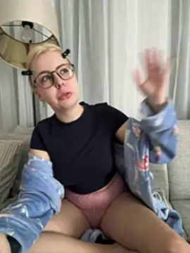 Livewithlucy online show from February 6, 2026, 9:01 am