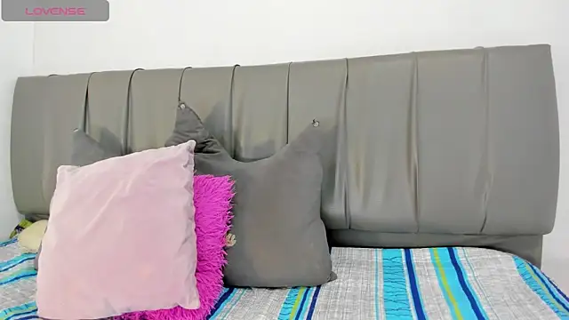 Cherllynn online show from September 9, 2025, 3:33 pm