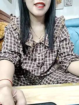 Snapshot of cream1299 chatting on February 15, 2025, 1:16 pm cream1299 online show from February 15, 2025, 1:16 pm