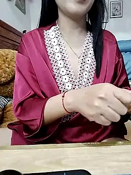 Snapshot of cream1299 chatting on February 20, 2025, 5:23 am cream1299 online show from February 20, 2025, 5:23 am