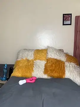 Wendy smal - online show from February 20, 2026, 12:49 pm