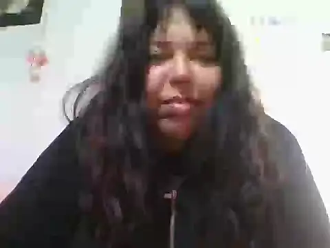 scarletttlove online show from June 28, 2026, 2:06 am