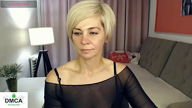 Snapshot of Blonde_lola444 chatting on July 16, 2026, 4:35 pm Blonde lola444 online show from July 16, 2026, 4:35 pm