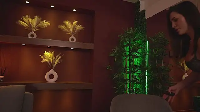 JustinneJade online show from March 21, 2025, 8:17 am