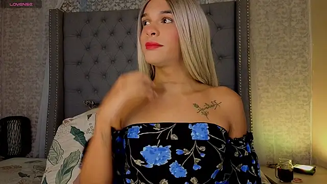 Shantal Joness online show from November 8, 2025, 9:13 pm