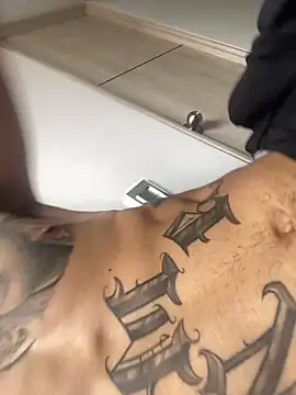 Herem369 online show from November 3, 2025, 3:35 pm