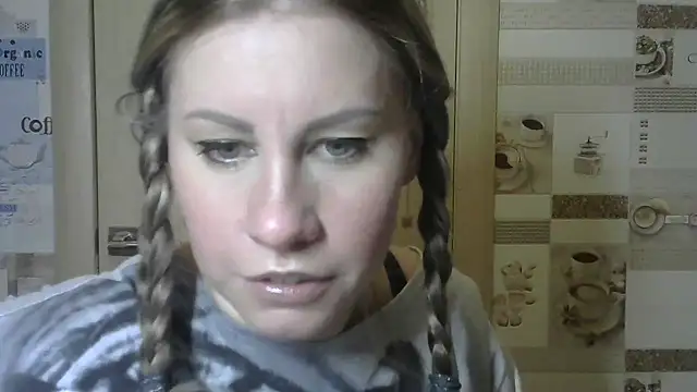 TherestlessKitty online show from December 10, 2024, 6:11 am