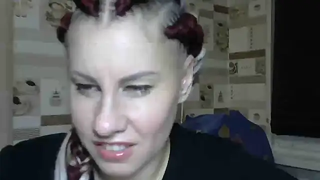 TherestlessKitty online show from October 12, 2025, 10:20 pm