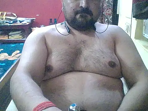 ARYANAVAILABLE online show from October 23, 2025, 9:46 pm