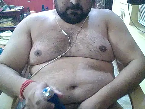 ARYANAVAILABLE online show from November 6, 2025, 7:59 pm